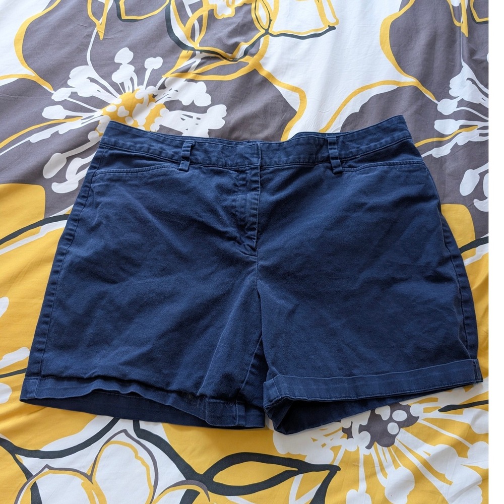 Lands End Womens Navy Blue Mid Rise Chino Shorts Size 16 Cuffed Cotton Twill
